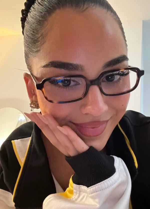 Didn't expect to wear 'computer glasses' outside the house but I do now because they just look like normal, good glasses. 10/10 no notes.